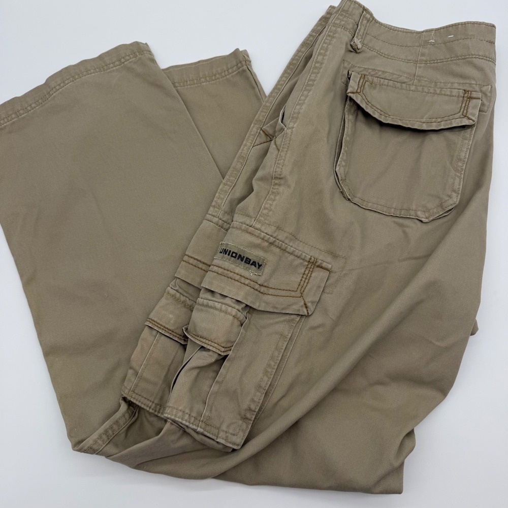 Y2K Vintage UNIONBAY Mens Khaki Cargo Pants 34x34 Tan Straight Leg Utility